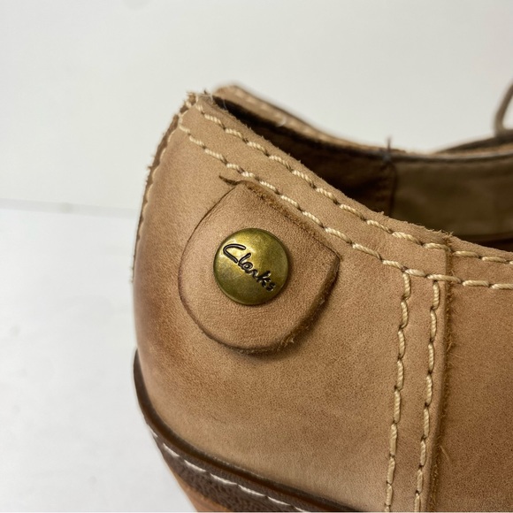 Clarks Womens Size 6 Wedge Softwear Leather Shoe Lace up Tan - Picture 4 of 6